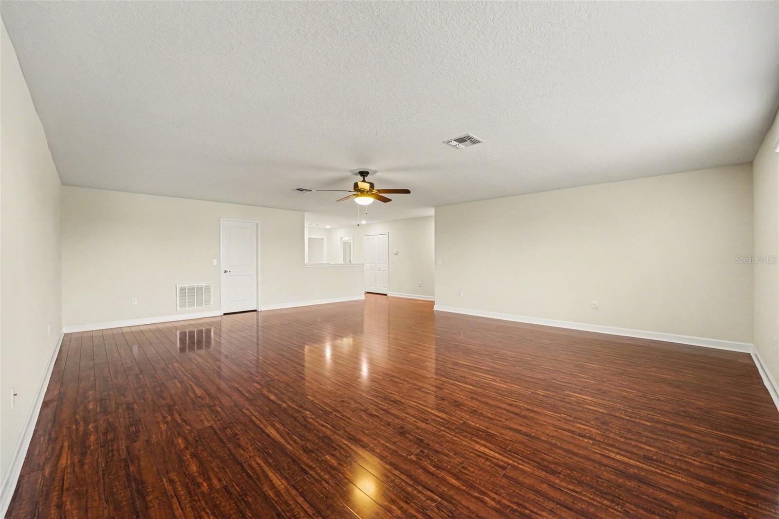 3074 WHITE HORSE CT, KISSIMMEE, FL, 34746