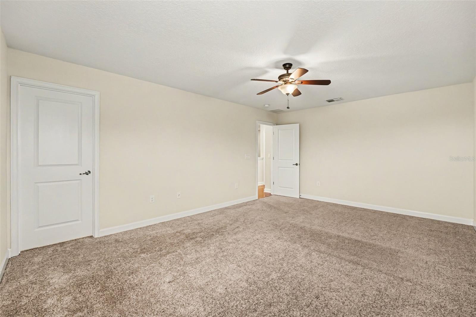3074 WHITE HORSE CT, KISSIMMEE, FL, 34746