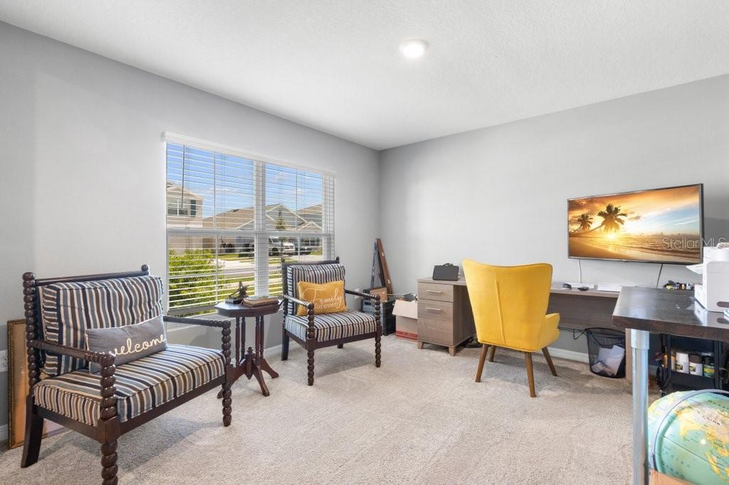 5439 LOGAN CAVE AVE, WIMAUMA, FL, 33598