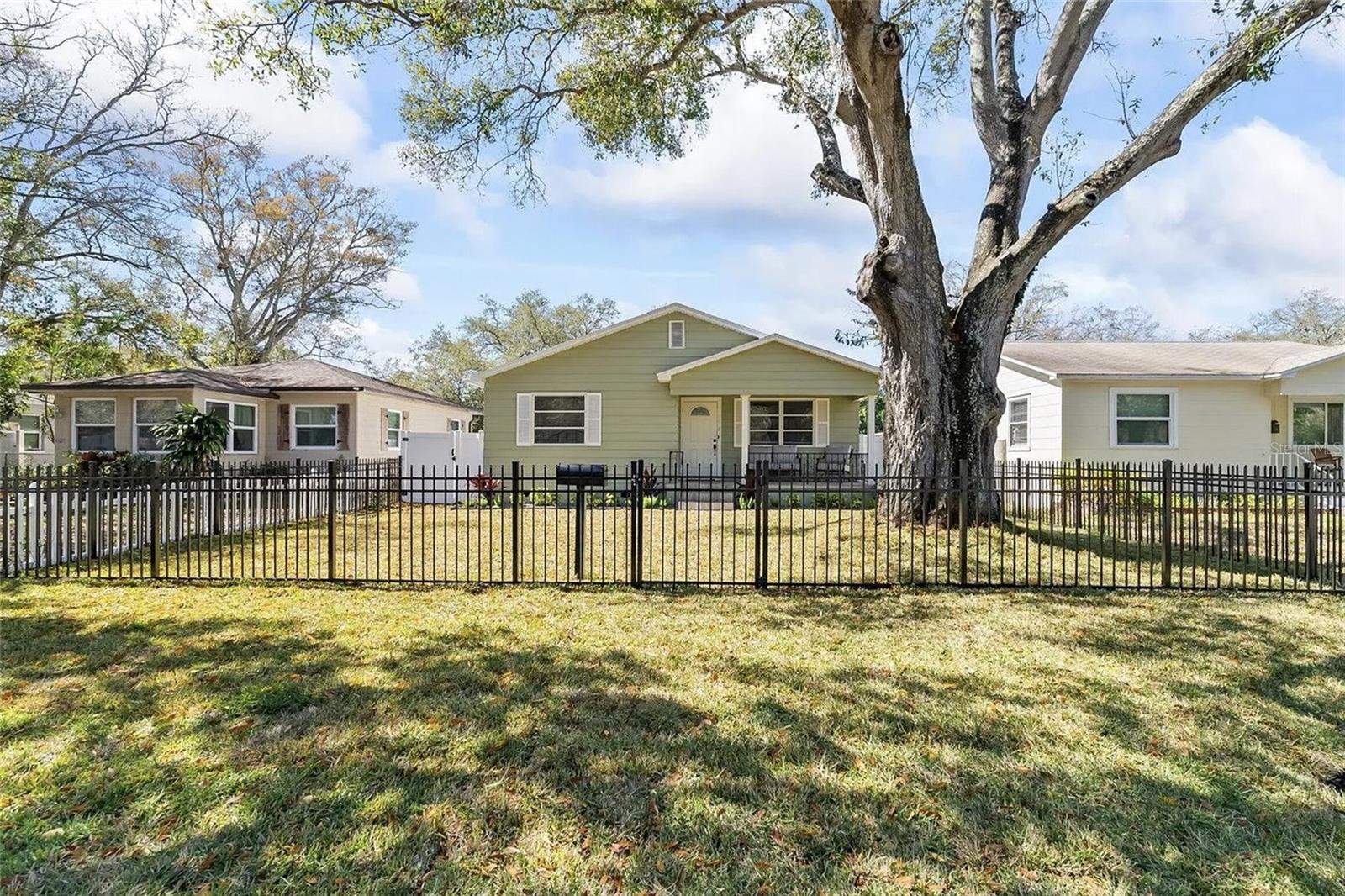 4628 DR MARTIN LUTHER KING JR ST N, ST PETERSBURG, FL, 33703