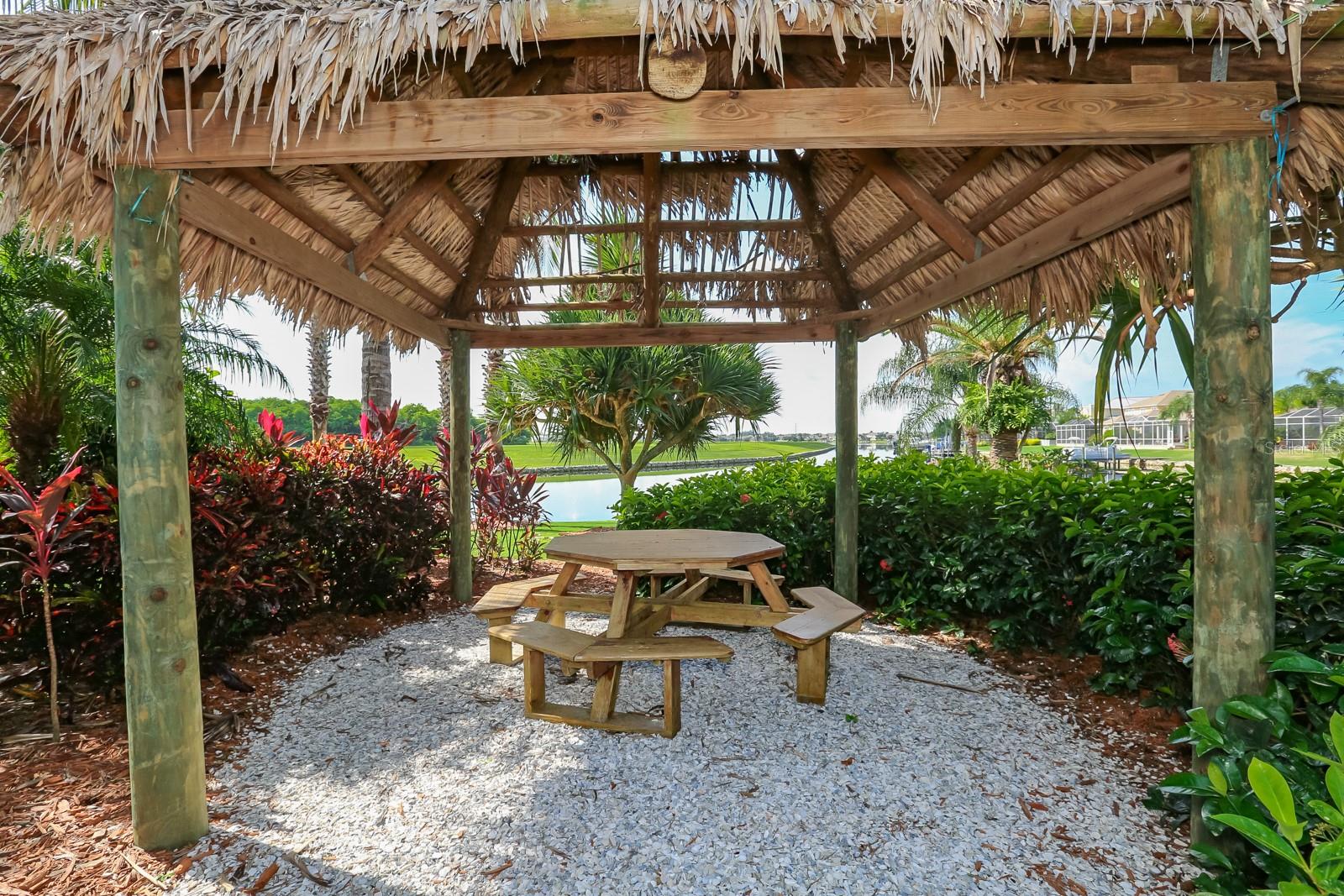 5615 GOLDEN ISLES DR, APOLLO BEACH, FL, 33572