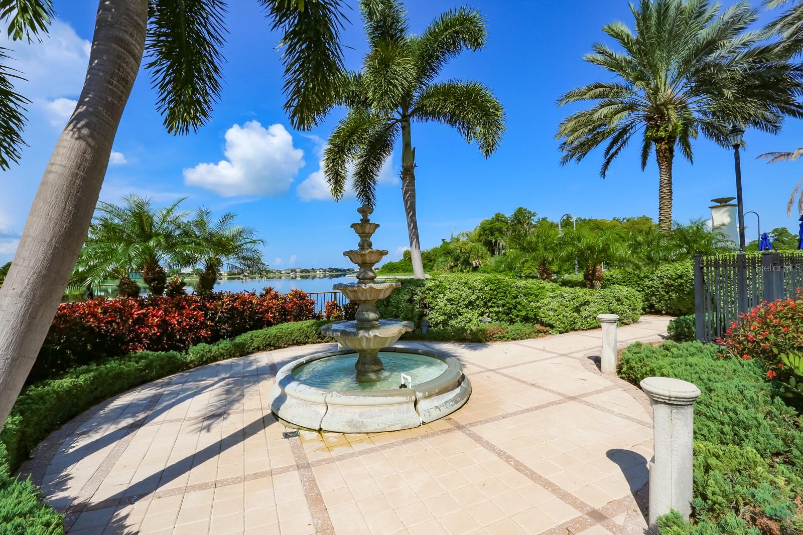 5615 GOLDEN ISLES DR, APOLLO BEACH, FL, 33572
