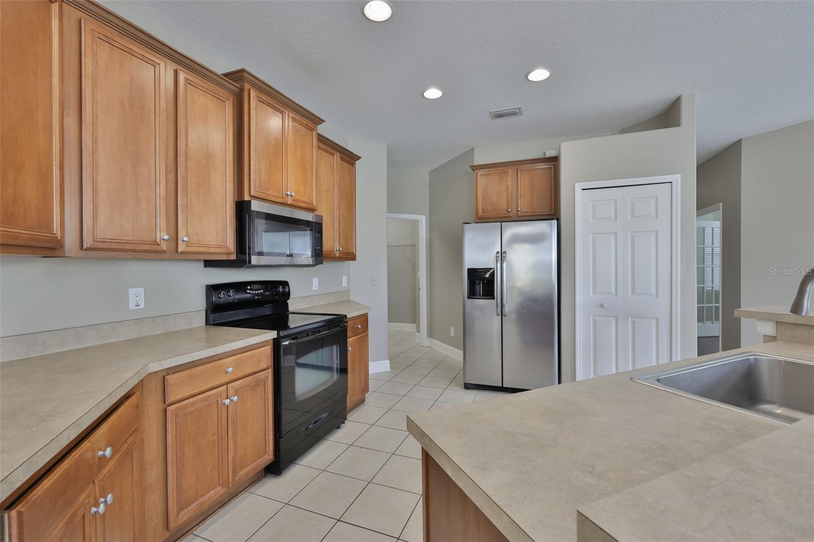 5615 GOLDEN ISLES DR, APOLLO BEACH, FL, 33572