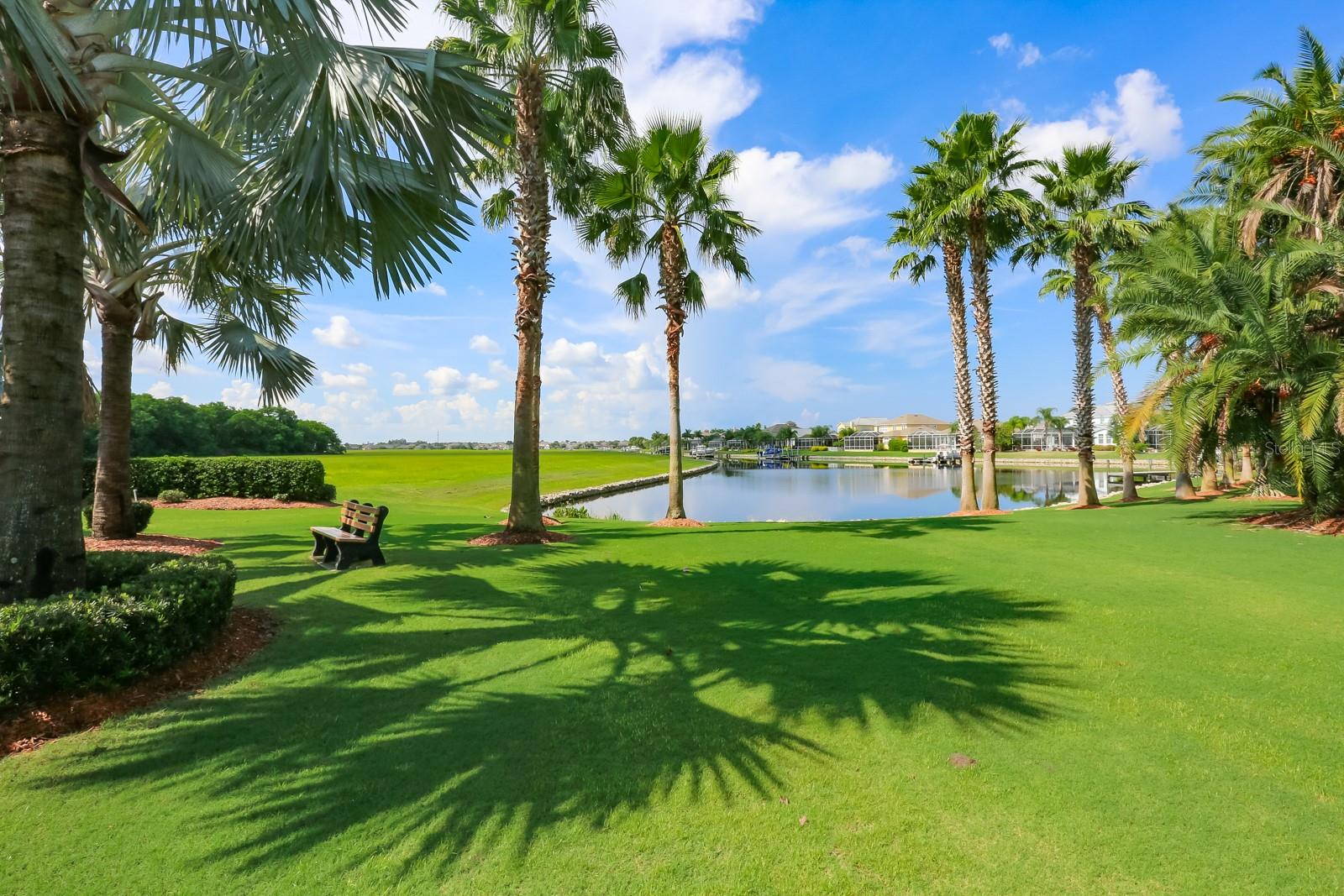 5615 GOLDEN ISLES DR, APOLLO BEACH, FL, 33572