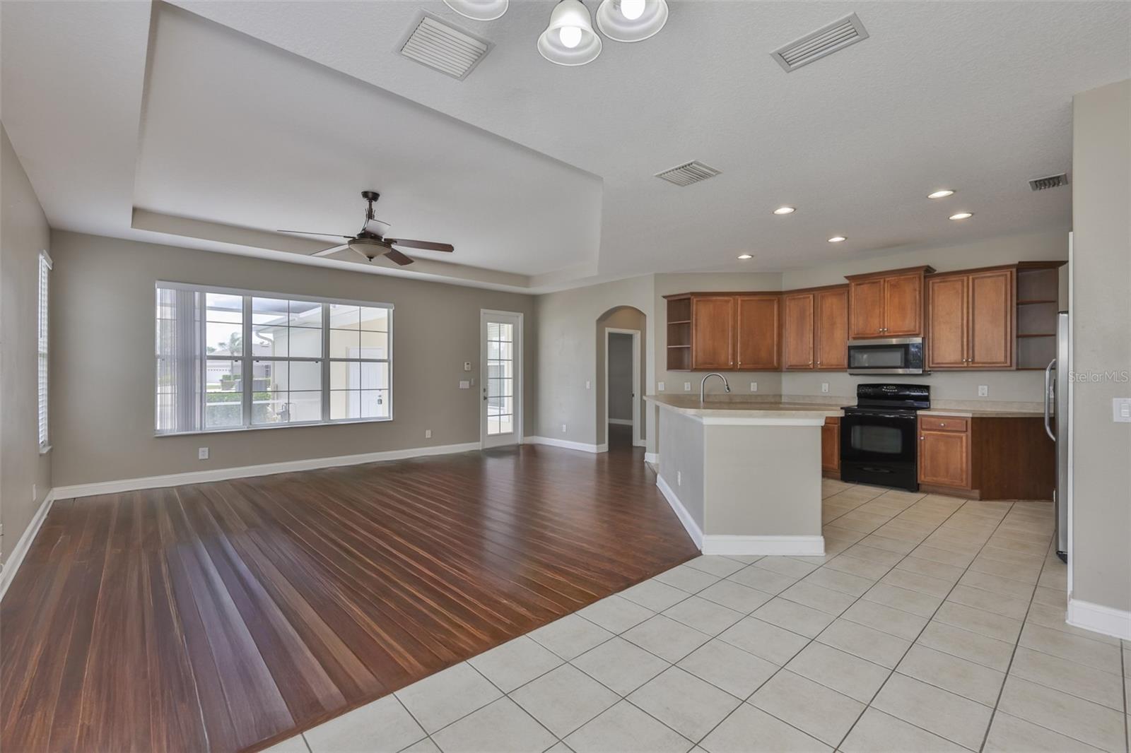 5615 GOLDEN ISLES DR, APOLLO BEACH, FL, 33572