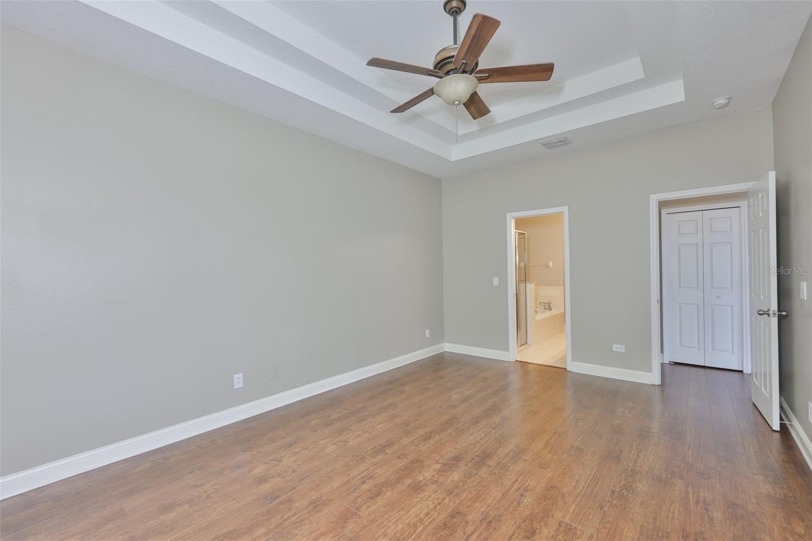 5615 GOLDEN ISLES DR, APOLLO BEACH, FL, 33572