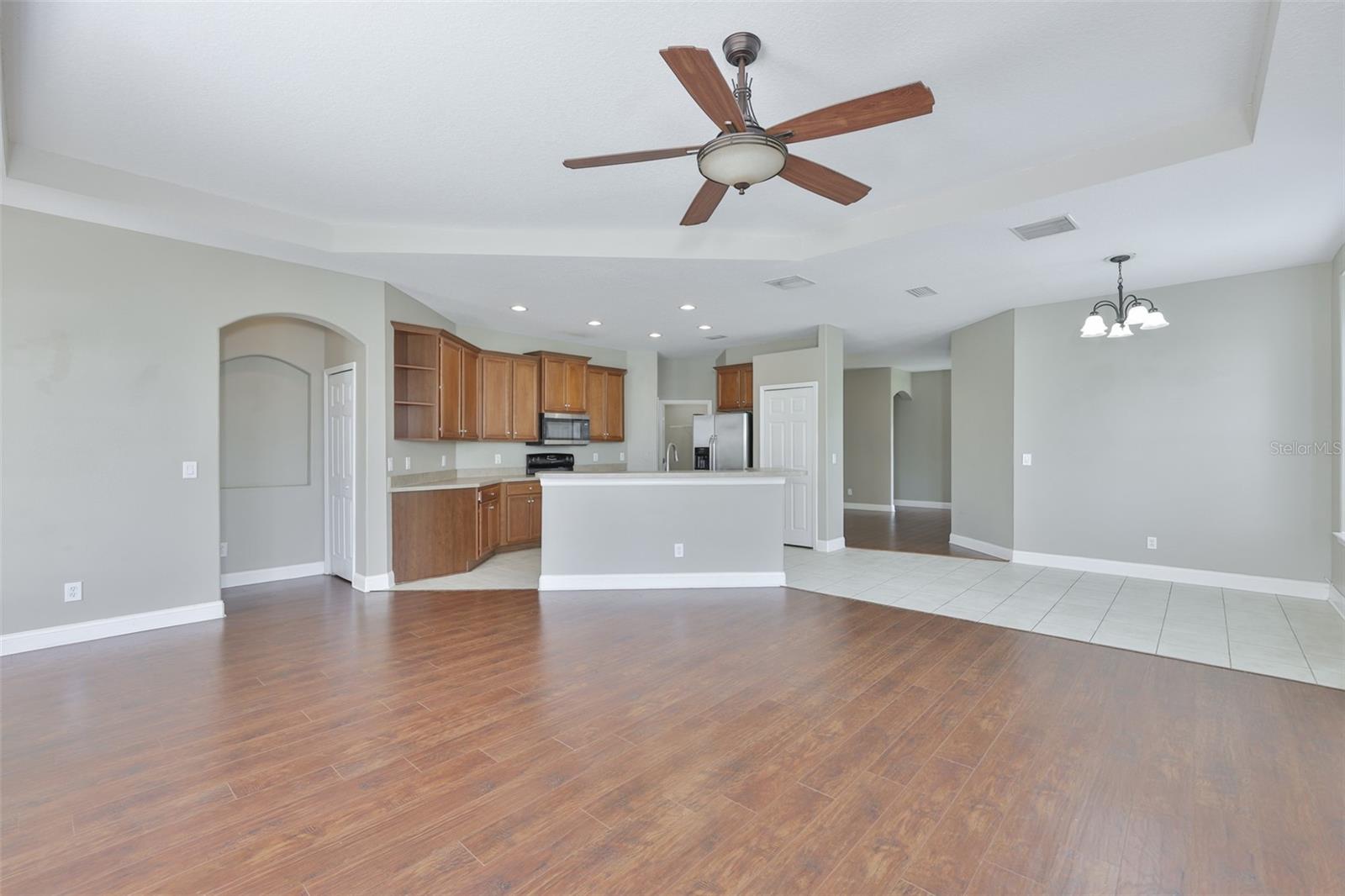 5615 GOLDEN ISLES DR, APOLLO BEACH, FL, 33572