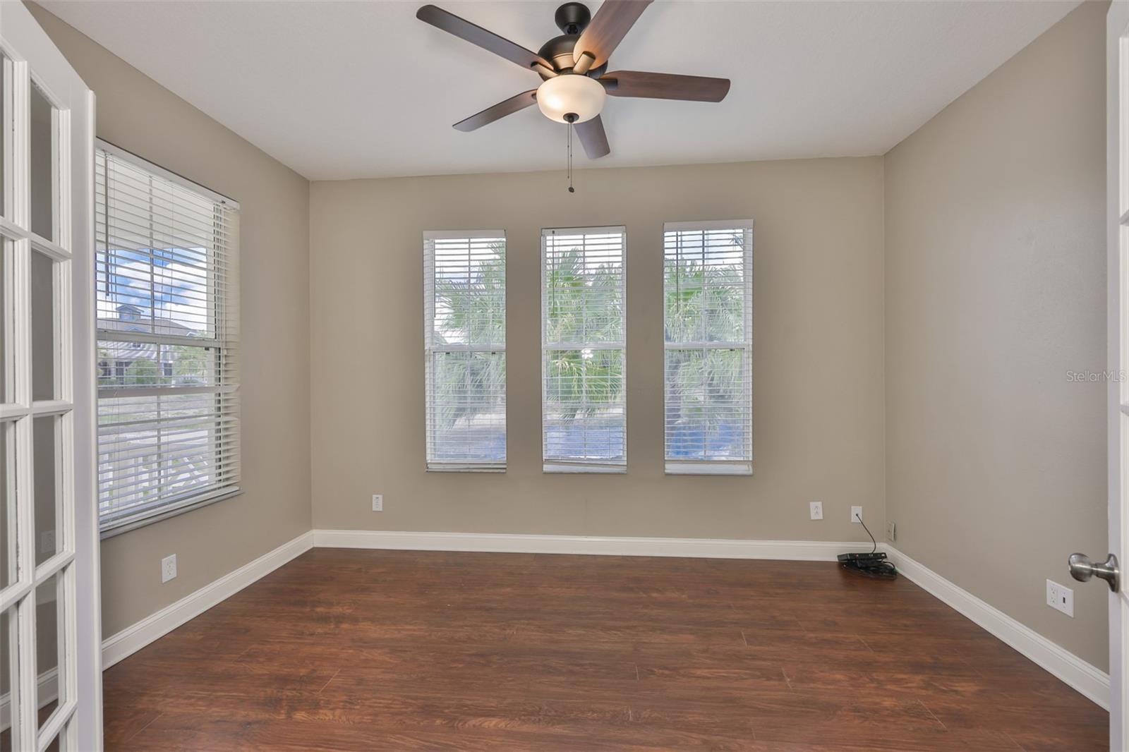 5615 GOLDEN ISLES DR, APOLLO BEACH, FL, 33572