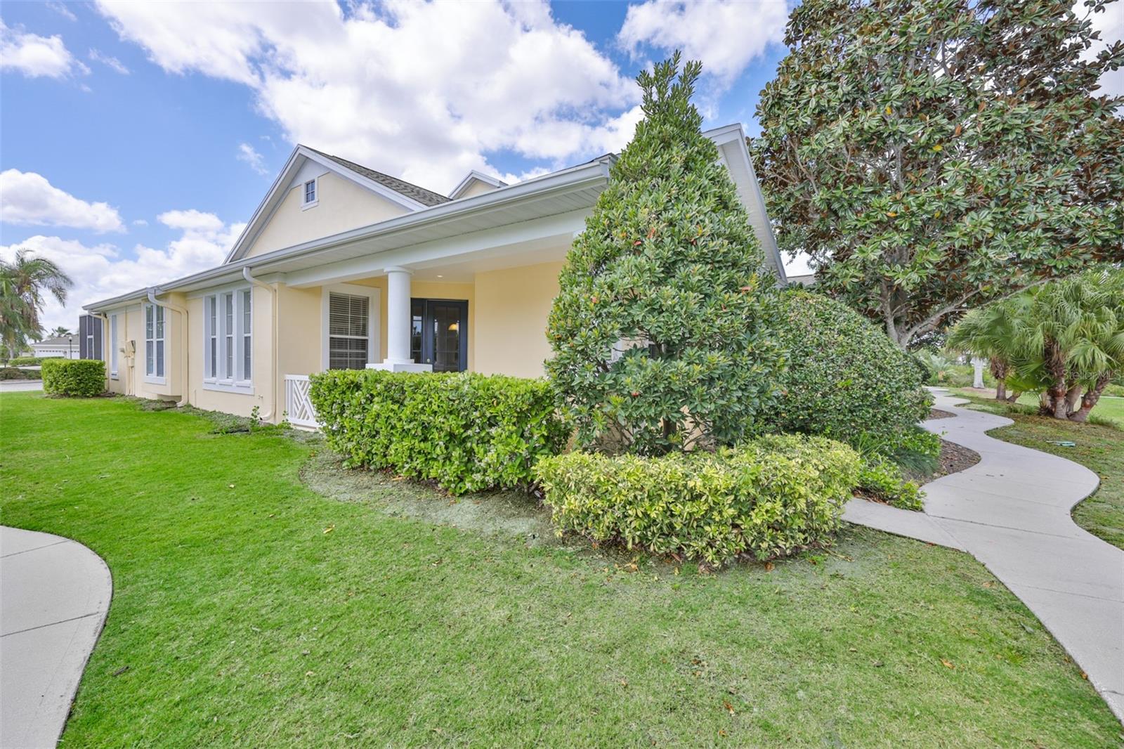 5615 GOLDEN ISLES DR, APOLLO BEACH, FL, 33572
