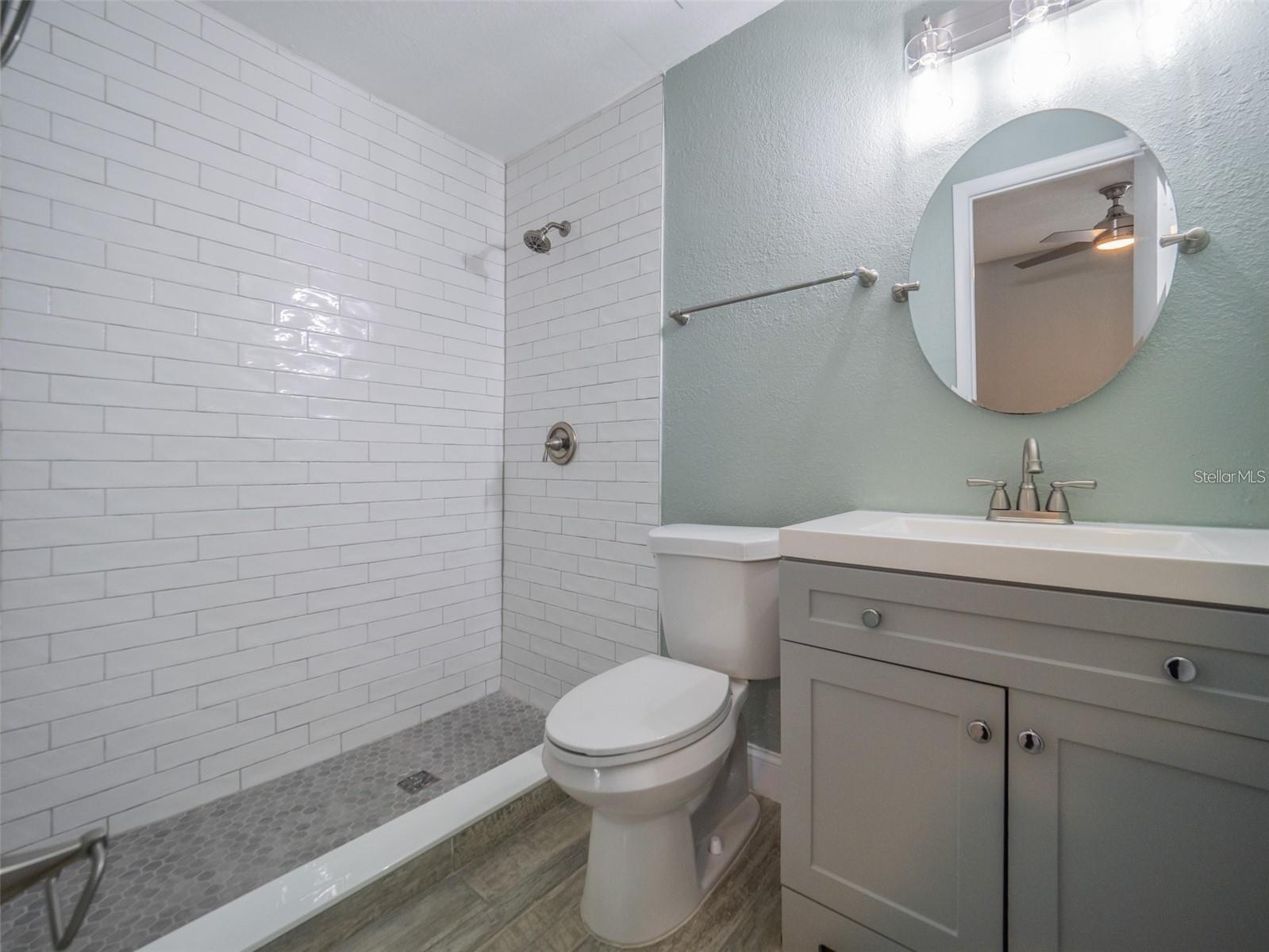 2419 RIO PINAR LAKES BLVD, ORLANDO, FL, 32822