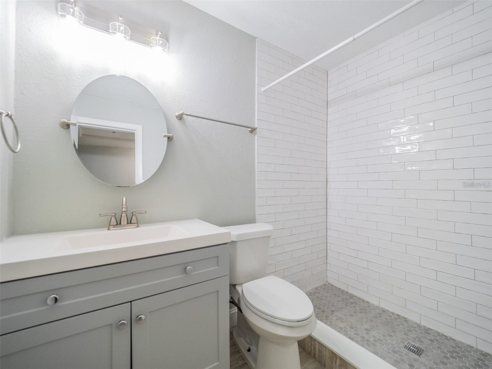 2419 RIO PINAR LAKES BLVD, ORLANDO, FL, 32822
