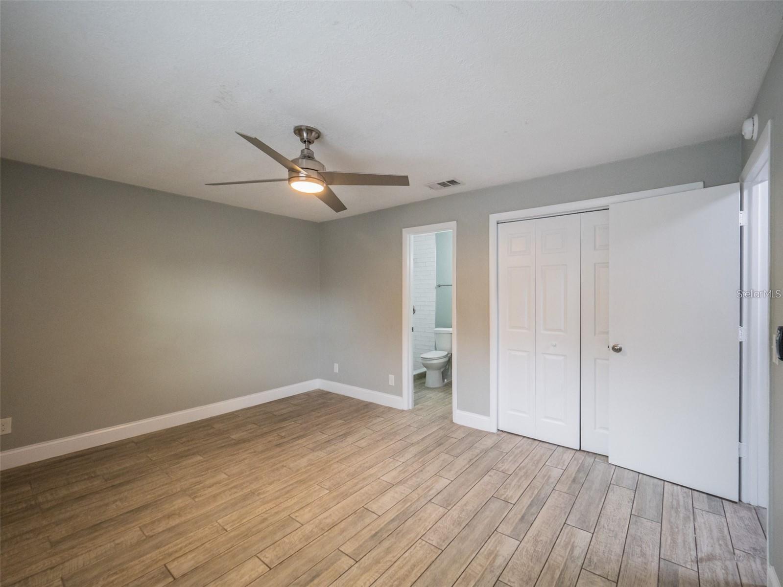 2419 RIO PINAR LAKES BLVD, ORLANDO, FL, 32822