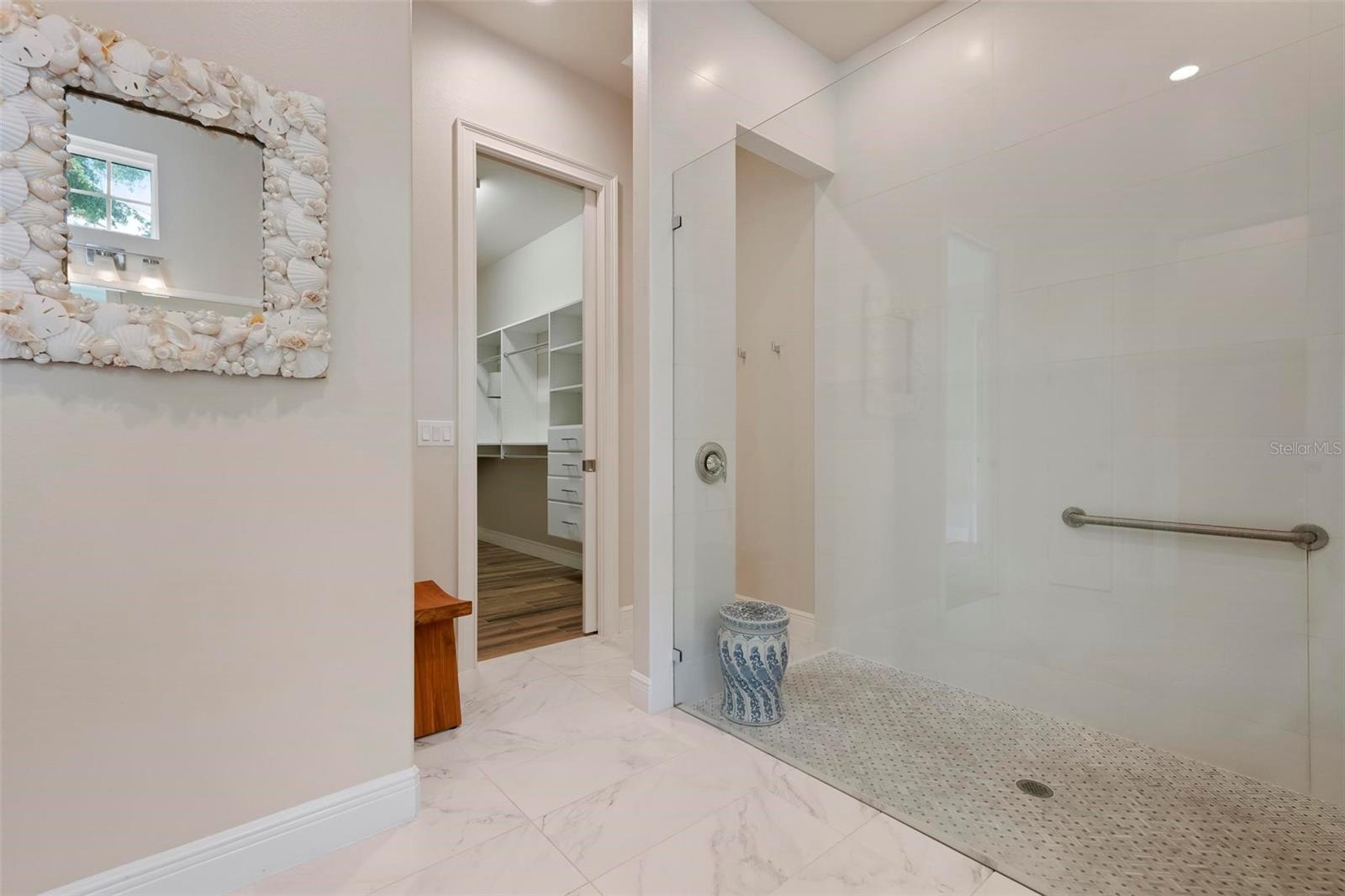 134 E TAMPA AVE, VENICE, FL, 34285