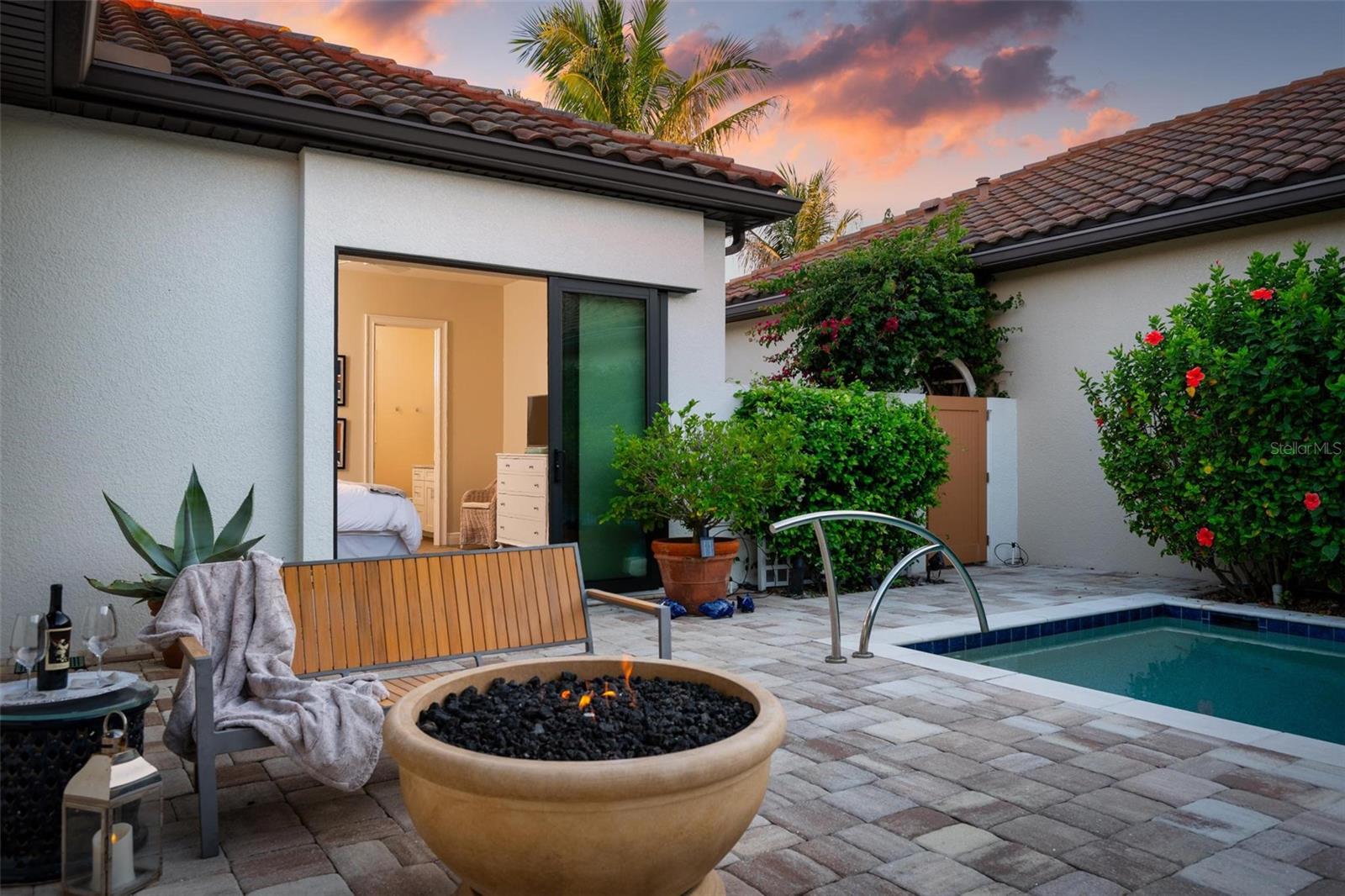 134 E TAMPA AVE, VENICE, FL, 34285