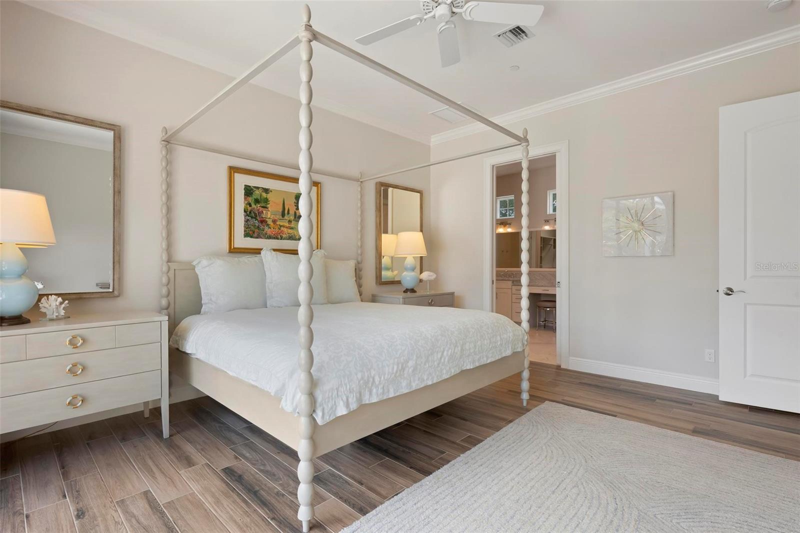 134 E TAMPA AVE, VENICE, FL, 34285