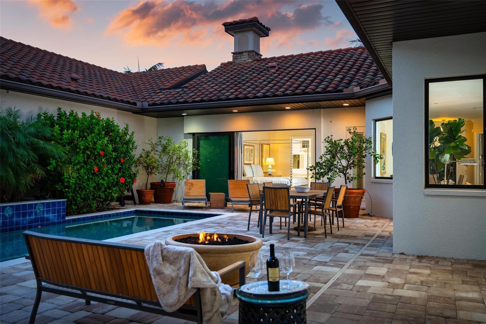 134 E TAMPA AVE, VENICE, FL, 34285