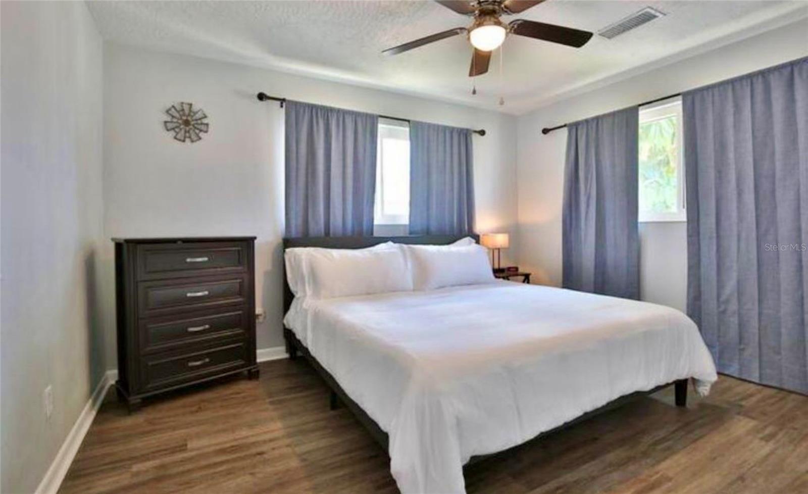3113 MCINTOSH RD, SARASOTA, FL, 34232