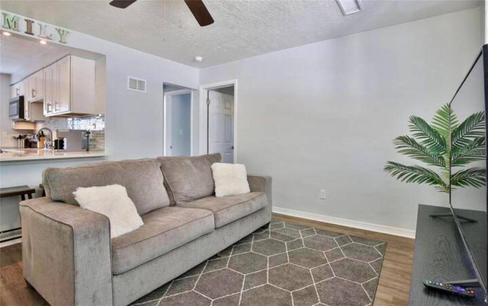 3113 MCINTOSH RD, SARASOTA, FL, 34232