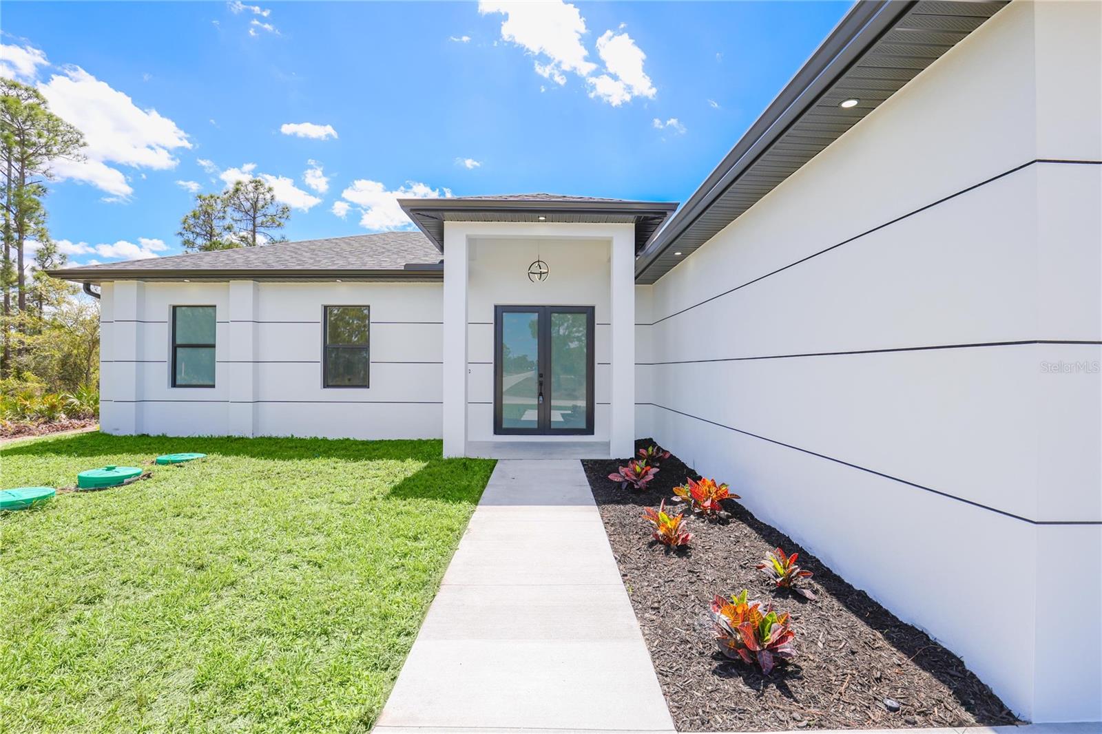 1124 S EDELWEISS ST E, LEHIGH ACRES, FL, 33974