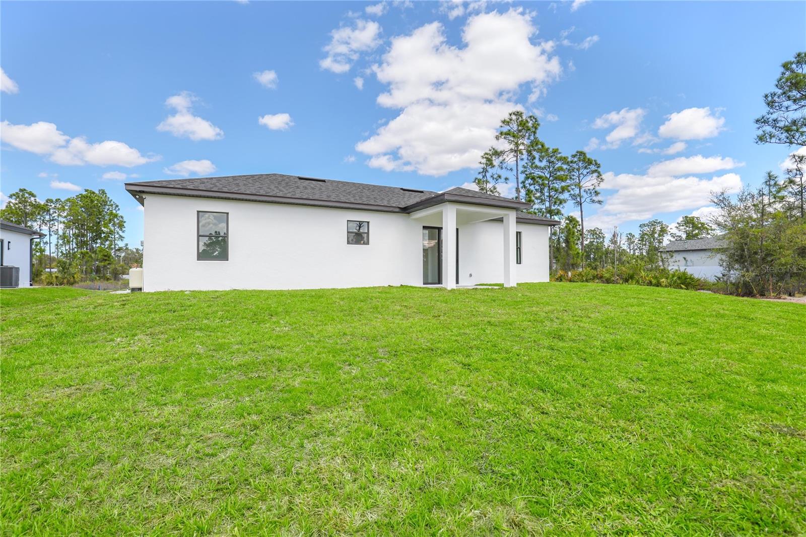 1124 S EDELWEISS ST E, LEHIGH ACRES, FL, 33974