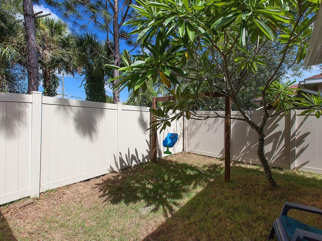 1331 DARYL DR, SARASOTA, FL, 34232