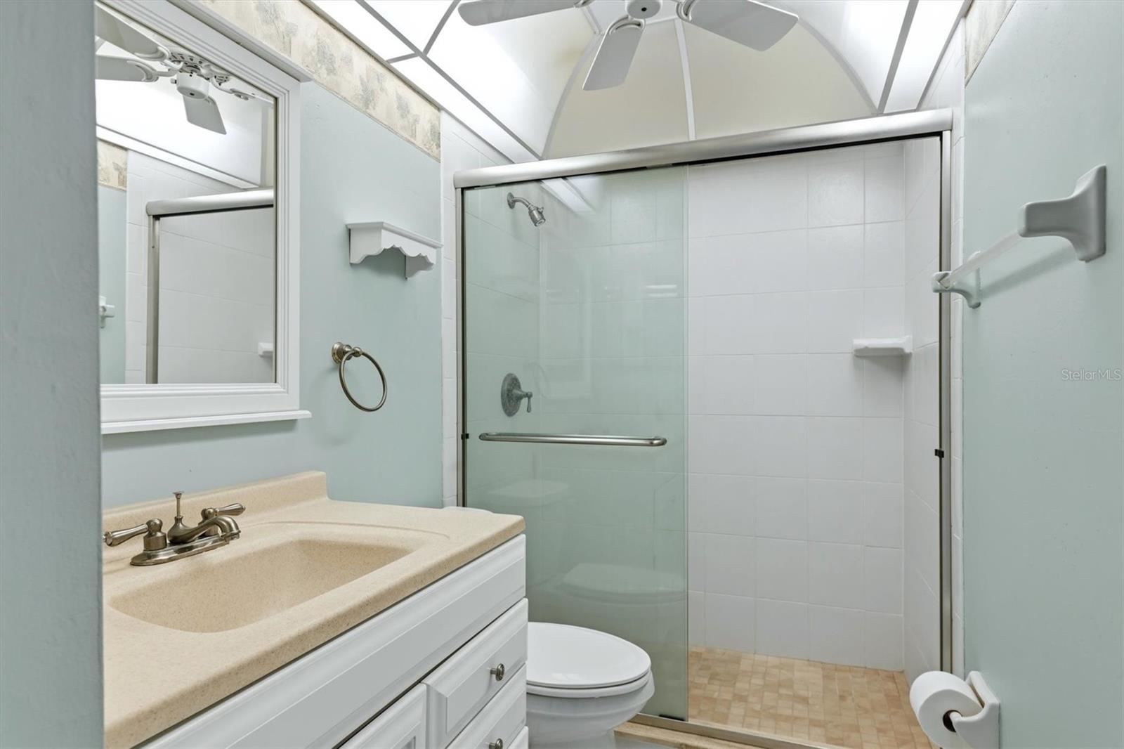 202 46TH AVENUE TER W #404, BRADENTON, FL, 34207