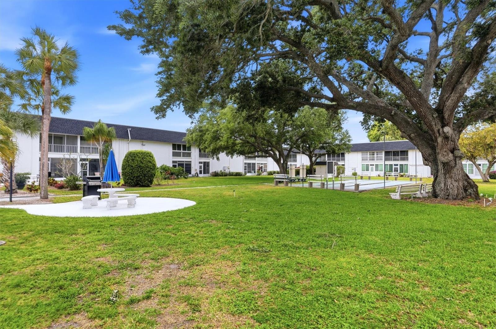 202 46TH AVENUE TER W #404, BRADENTON, FL, 34207