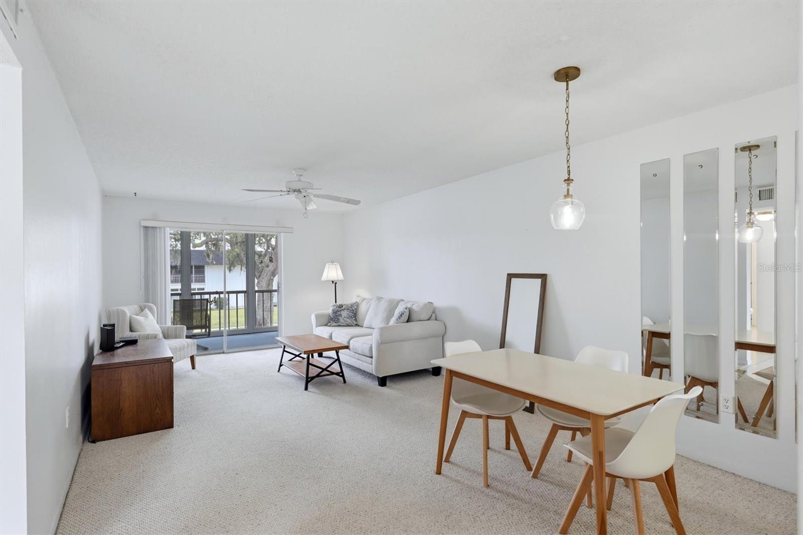 202 46TH AVENUE TER W #404, BRADENTON, FL, 34207