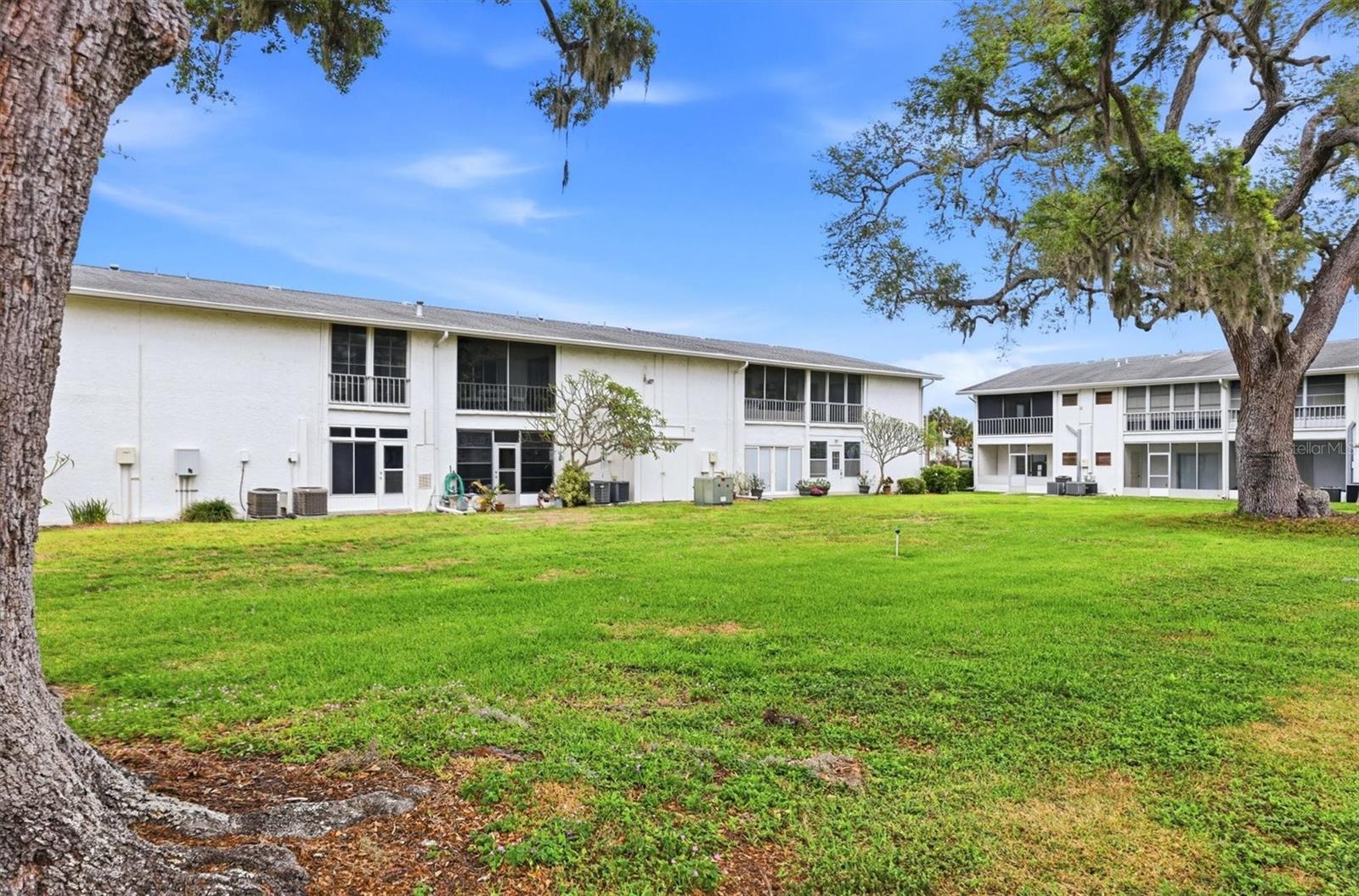 202 46TH AVENUE TER W #404, BRADENTON, FL, 34207