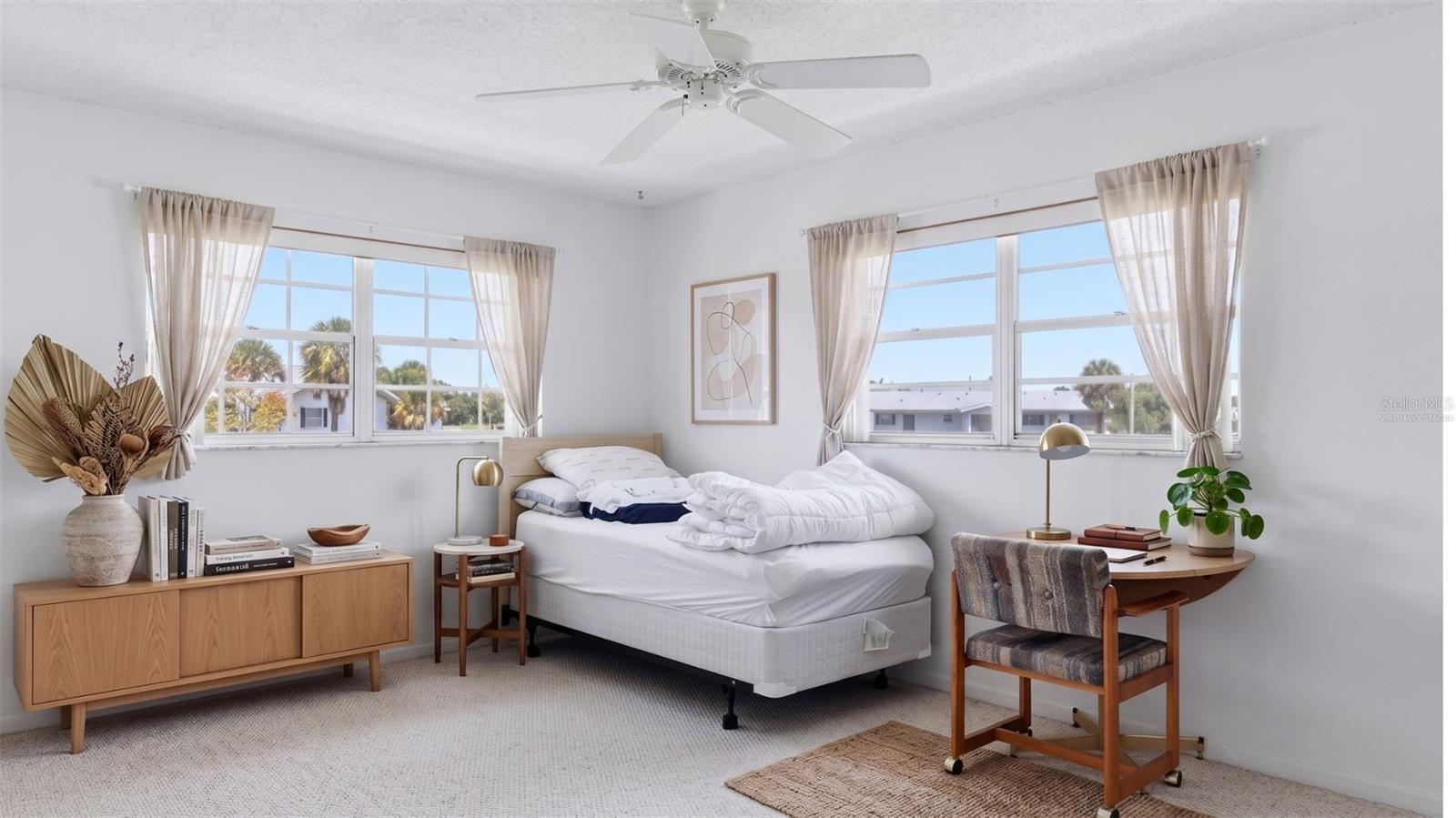 202 46TH AVENUE TER W #404, BRADENTON, FL, 34207