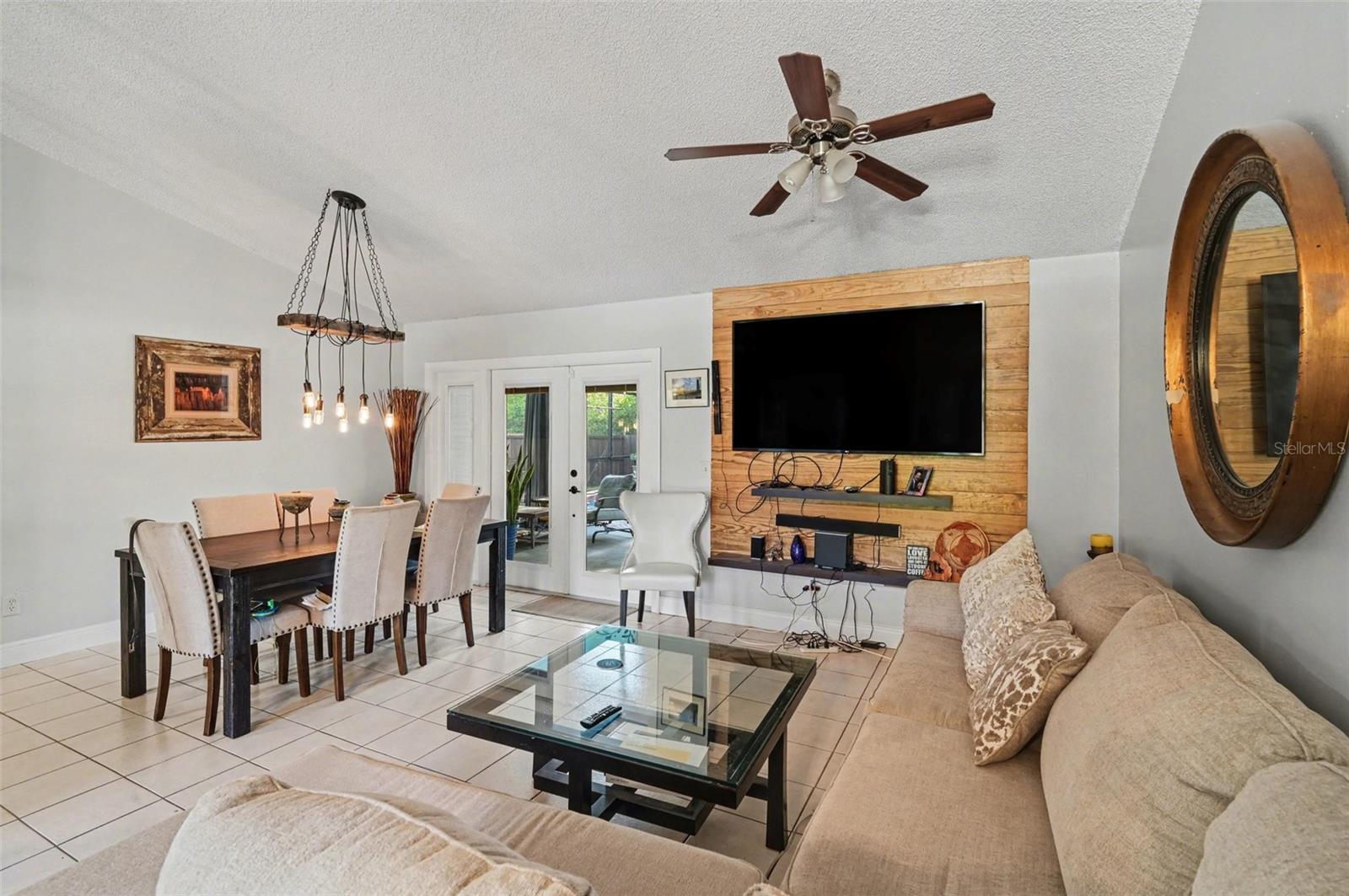 550 KANGLEY AVE, DELTONA, FL, 32738