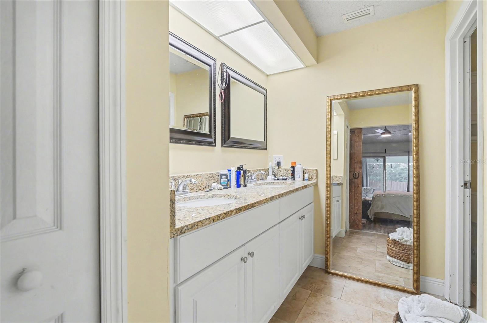 550 KANGLEY AVE, DELTONA, FL, 32738