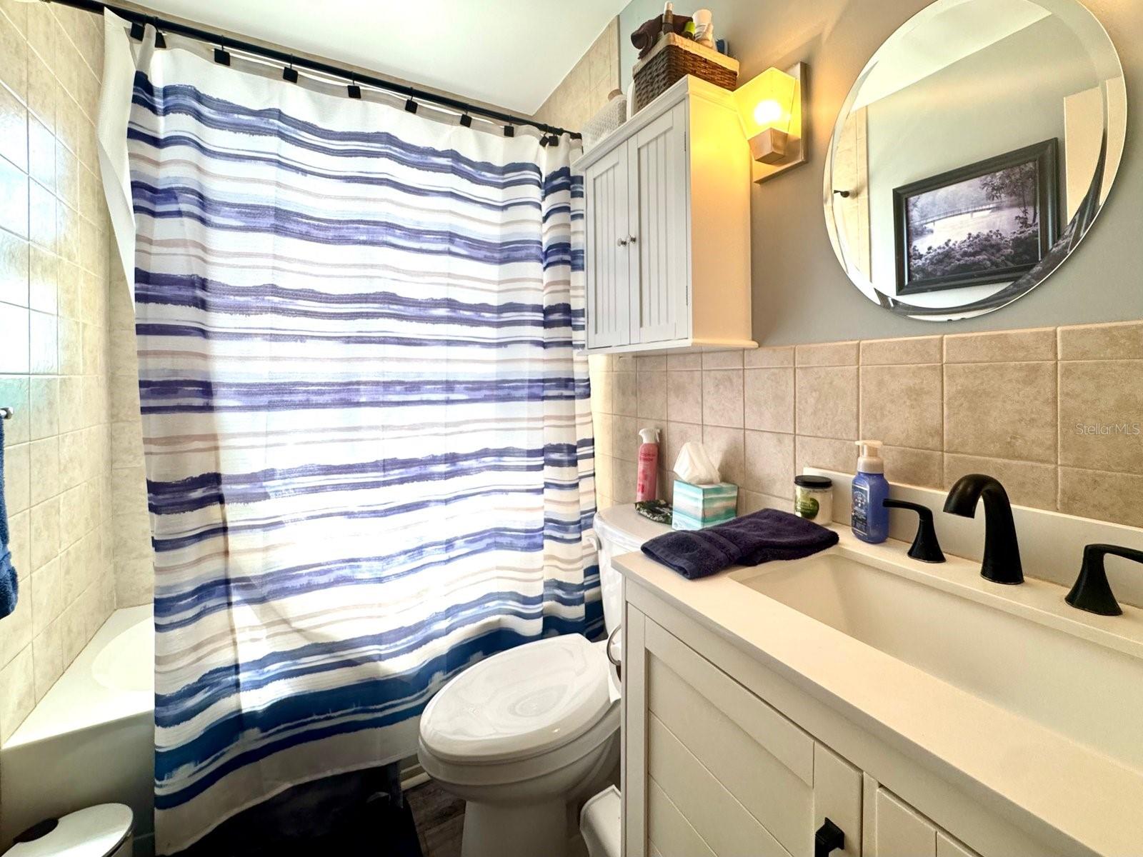 5042 LAKE CHARLES DR N, KENNETH CITY, FL, 33709