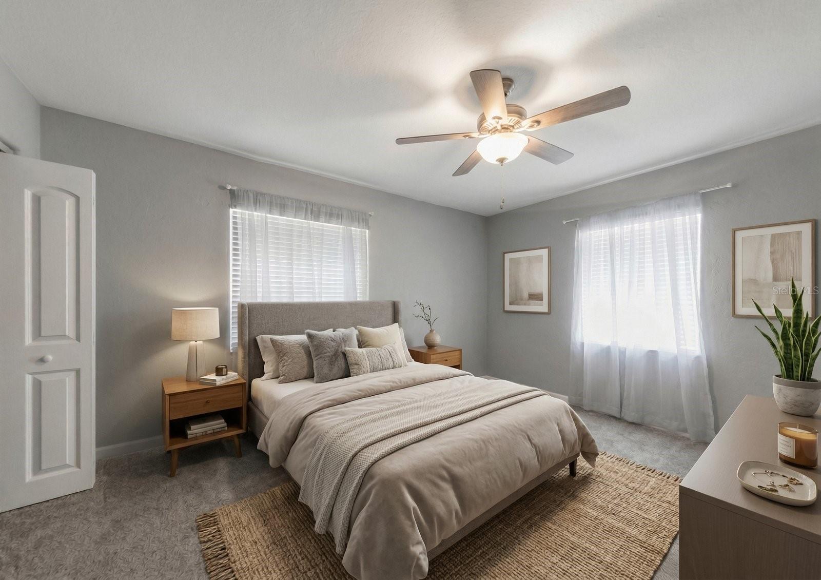 5042 LAKE CHARLES DR N, KENNETH CITY, FL, 33709