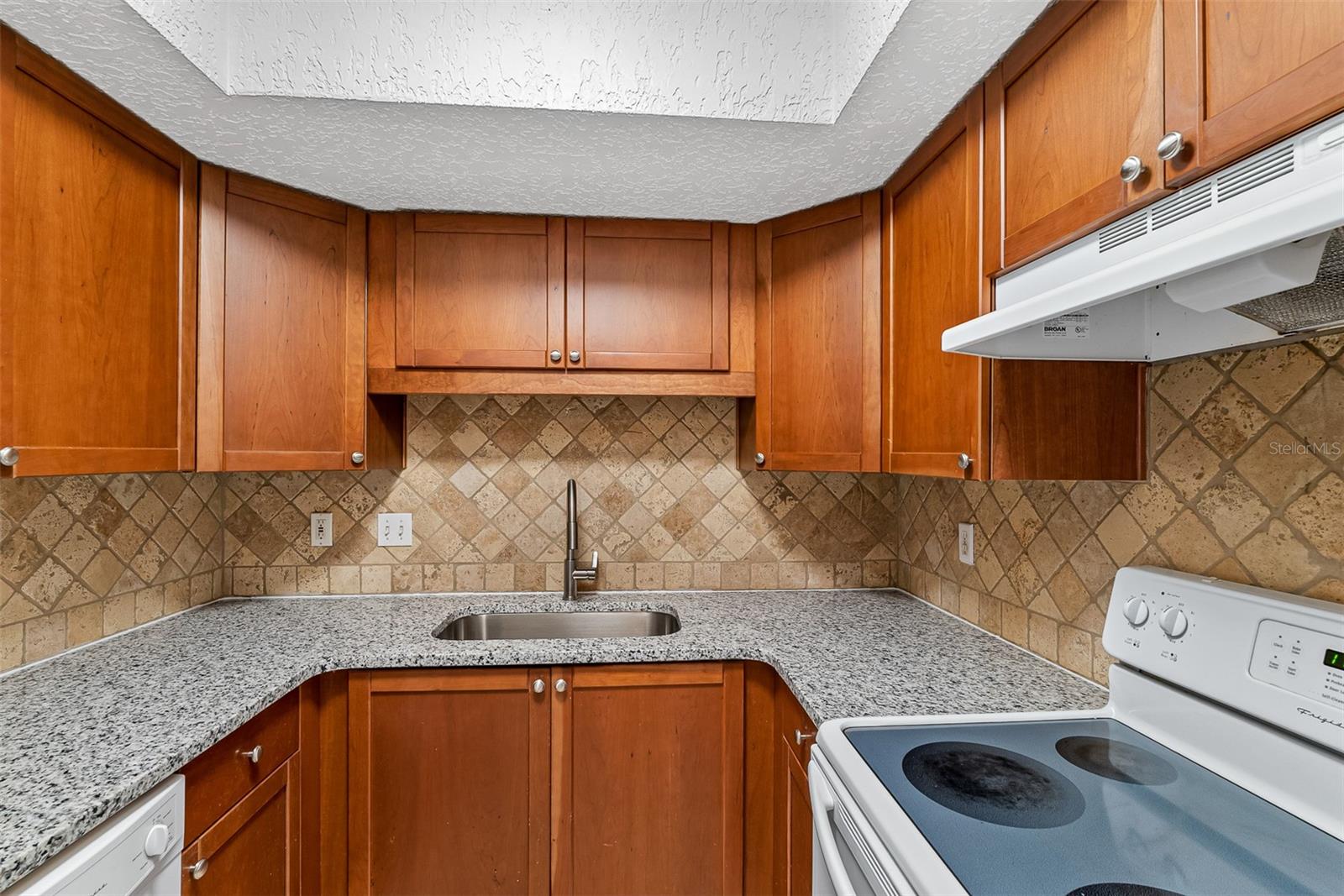 263 14TH ST NW #3A, LARGO, FL, 33770