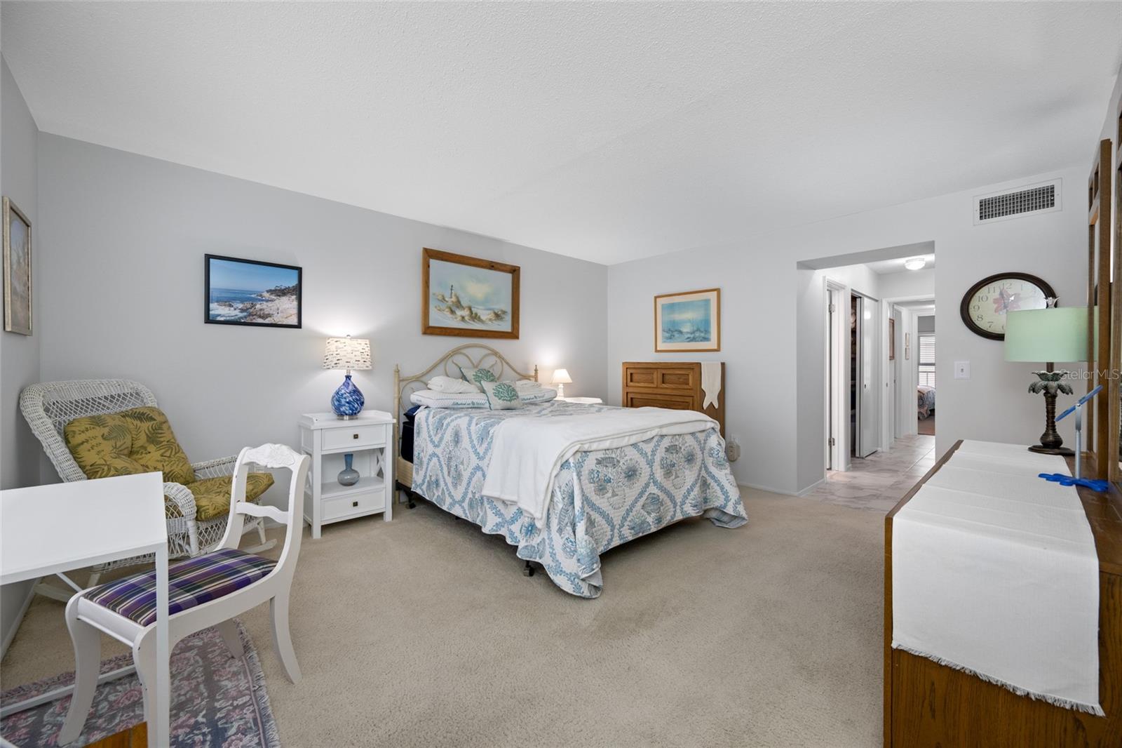 121 ISLAND WAY #323, CLEARWATER BEACH, FL, 33767