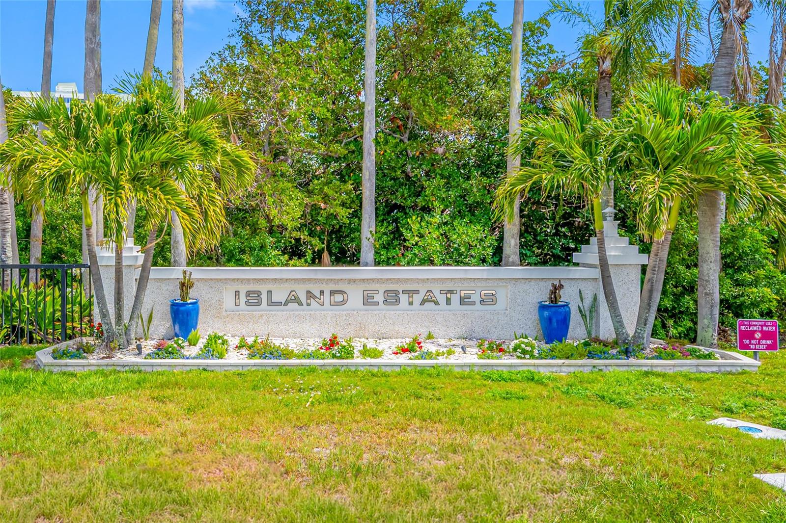 121 ISLAND WAY #323, CLEARWATER BEACH, FL, 33767