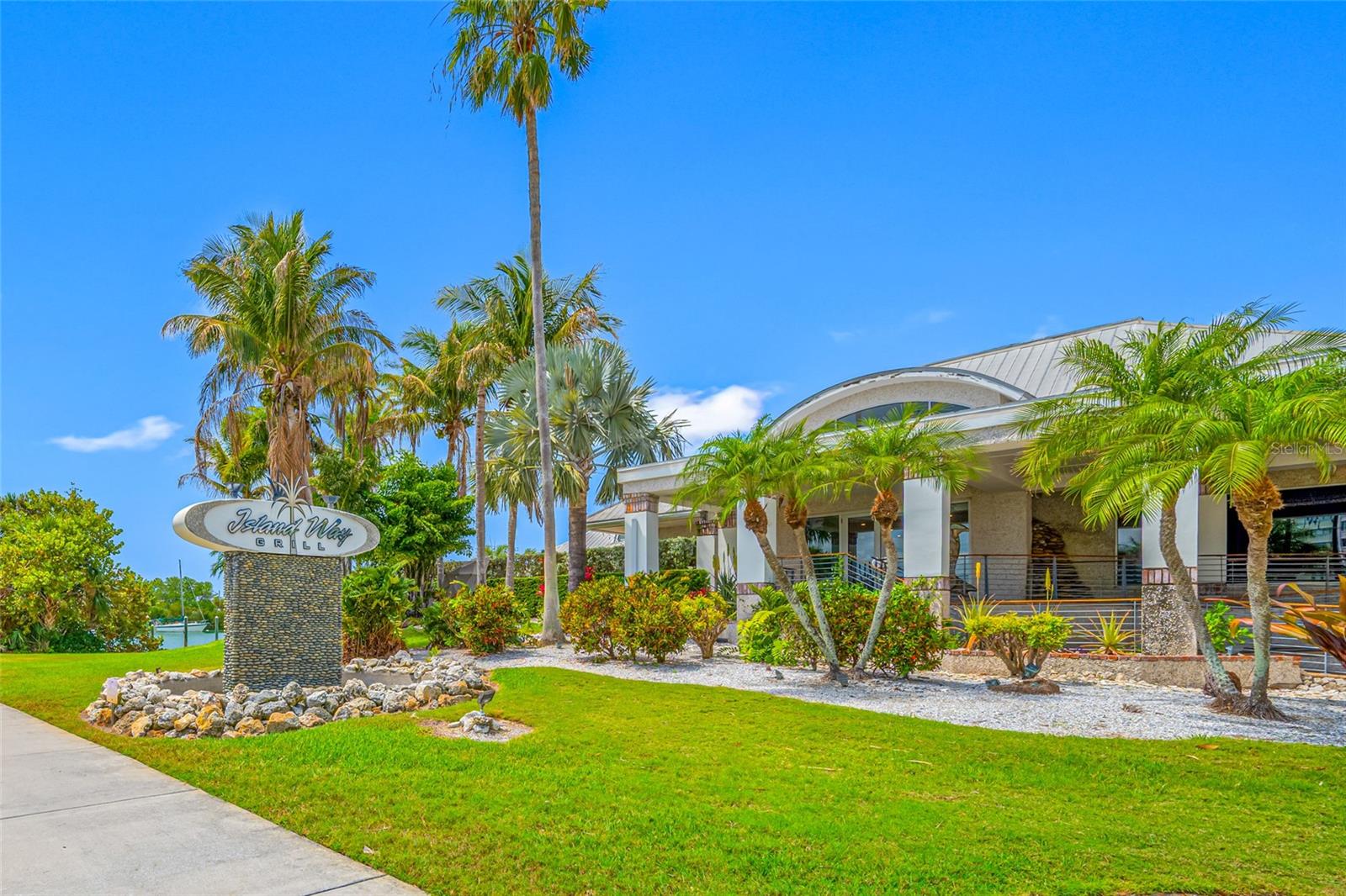 121 ISLAND WAY #323, CLEARWATER BEACH, FL, 33767