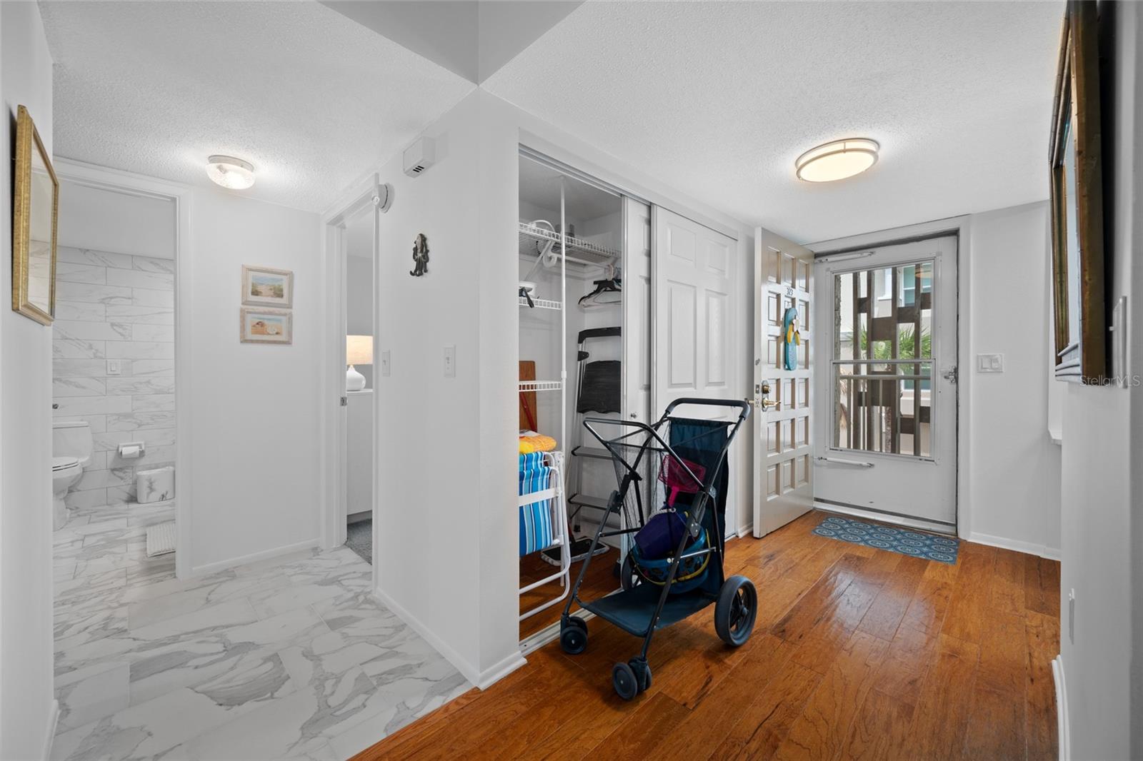 121 ISLAND WAY #323, CLEARWATER BEACH, FL, 33767