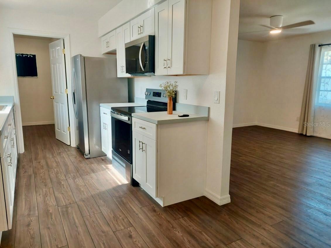 2315 QUEEN PALM DR, EDGEWATER, FL, 32141