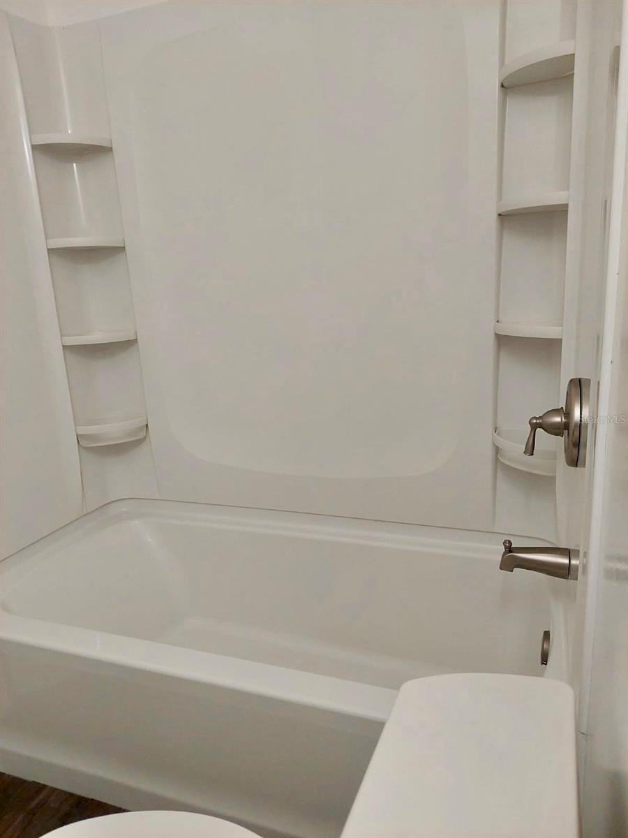 2315 QUEEN PALM DR, EDGEWATER, FL, 32141