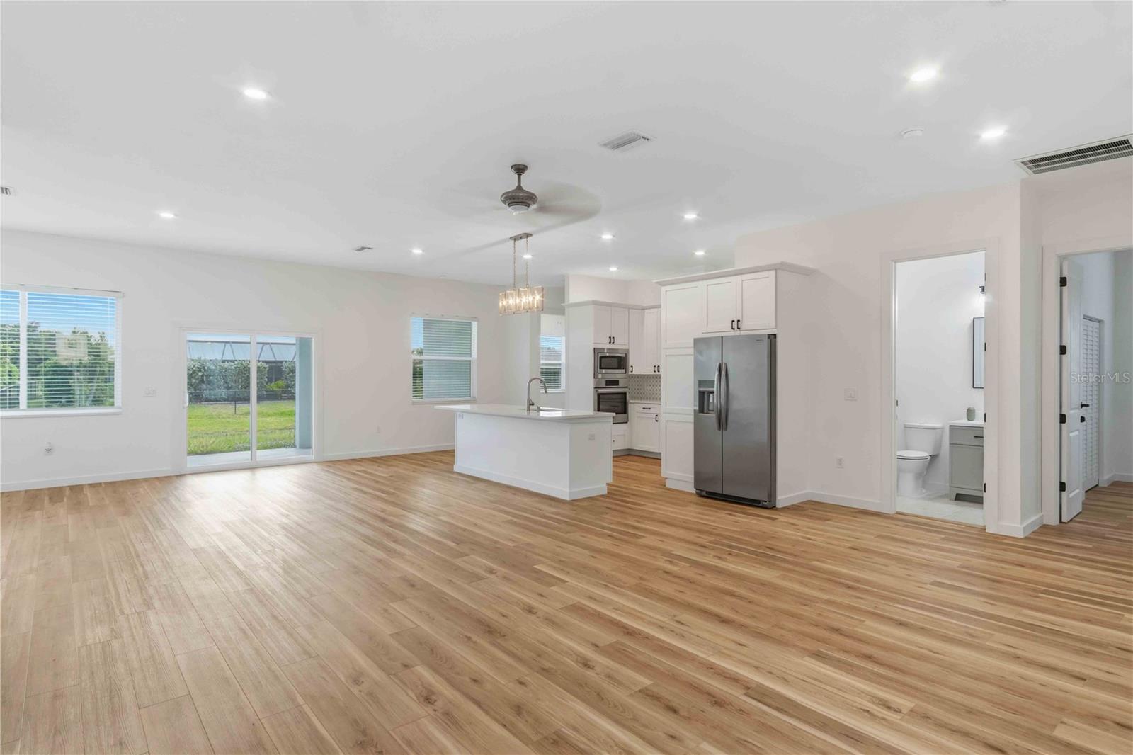 1215 RIO DE JANEIRO AVE, PUNTA GORDA, FL, 33983