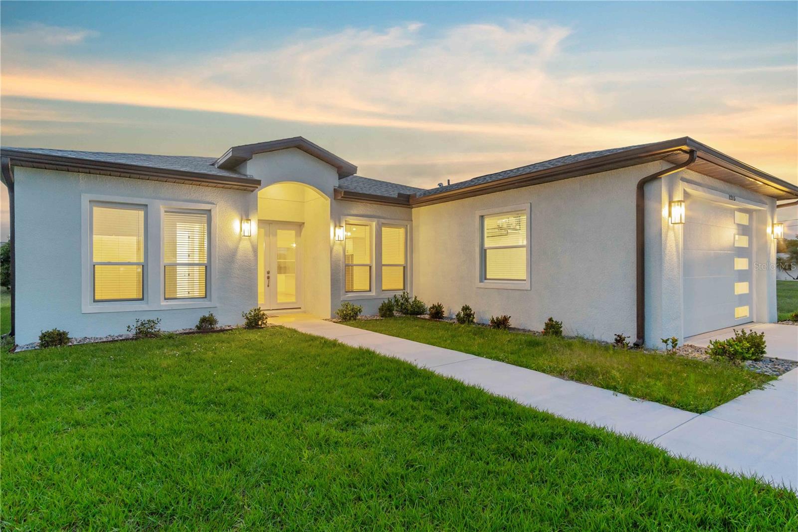 1215 RIO DE JANEIRO AVE, PUNTA GORDA, FL, 33983