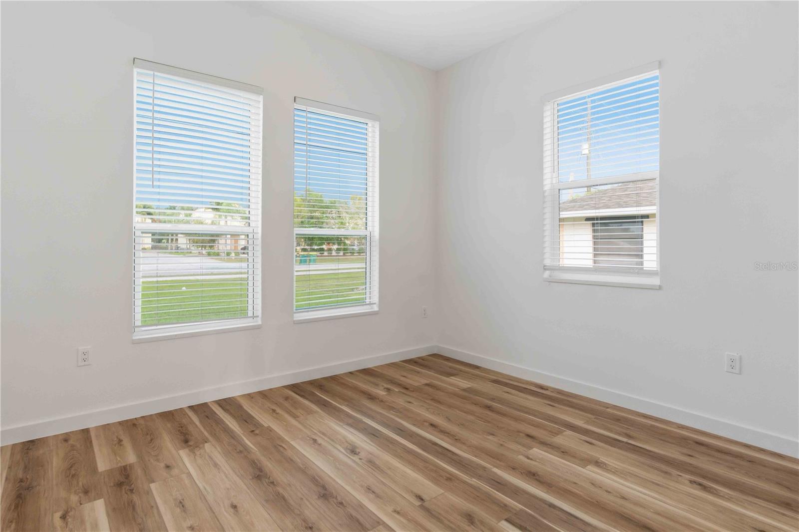 1215 RIO DE JANEIRO AVE, PUNTA GORDA, FL, 33983