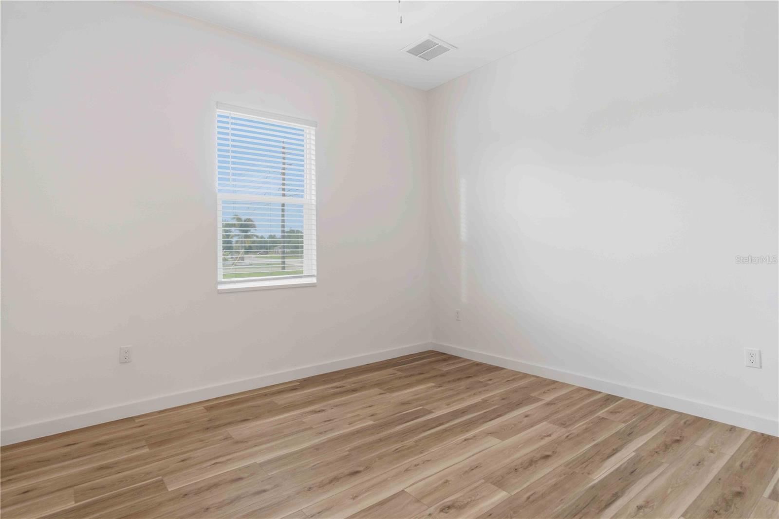 1215 RIO DE JANEIRO AVE, PUNTA GORDA, FL, 33983