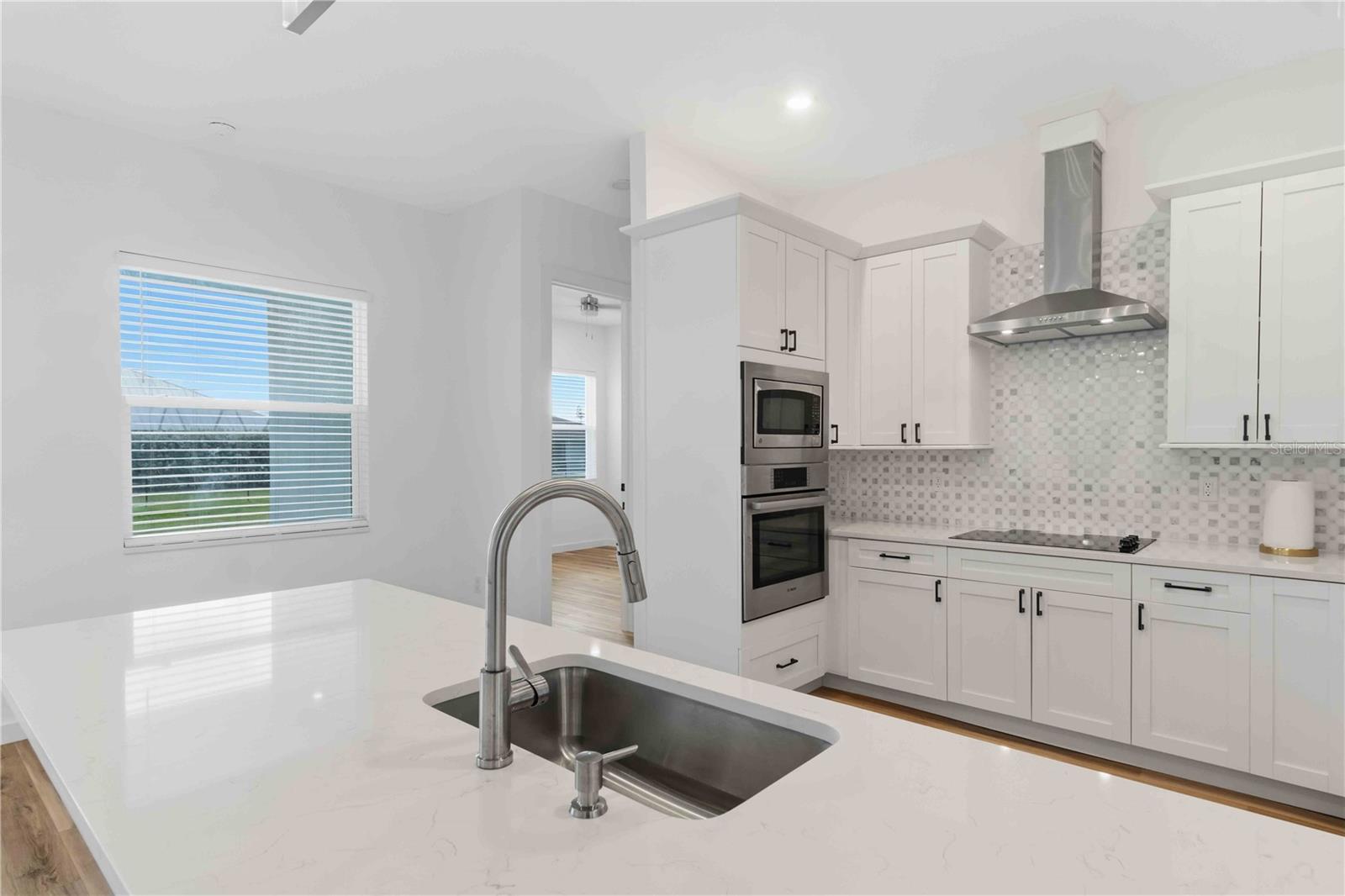 1215 RIO DE JANEIRO AVE, PUNTA GORDA, FL, 33983