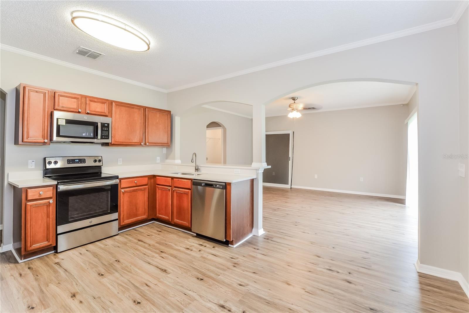 823 ABBEVILLE CT, KISSIMMEE, FL, 34759