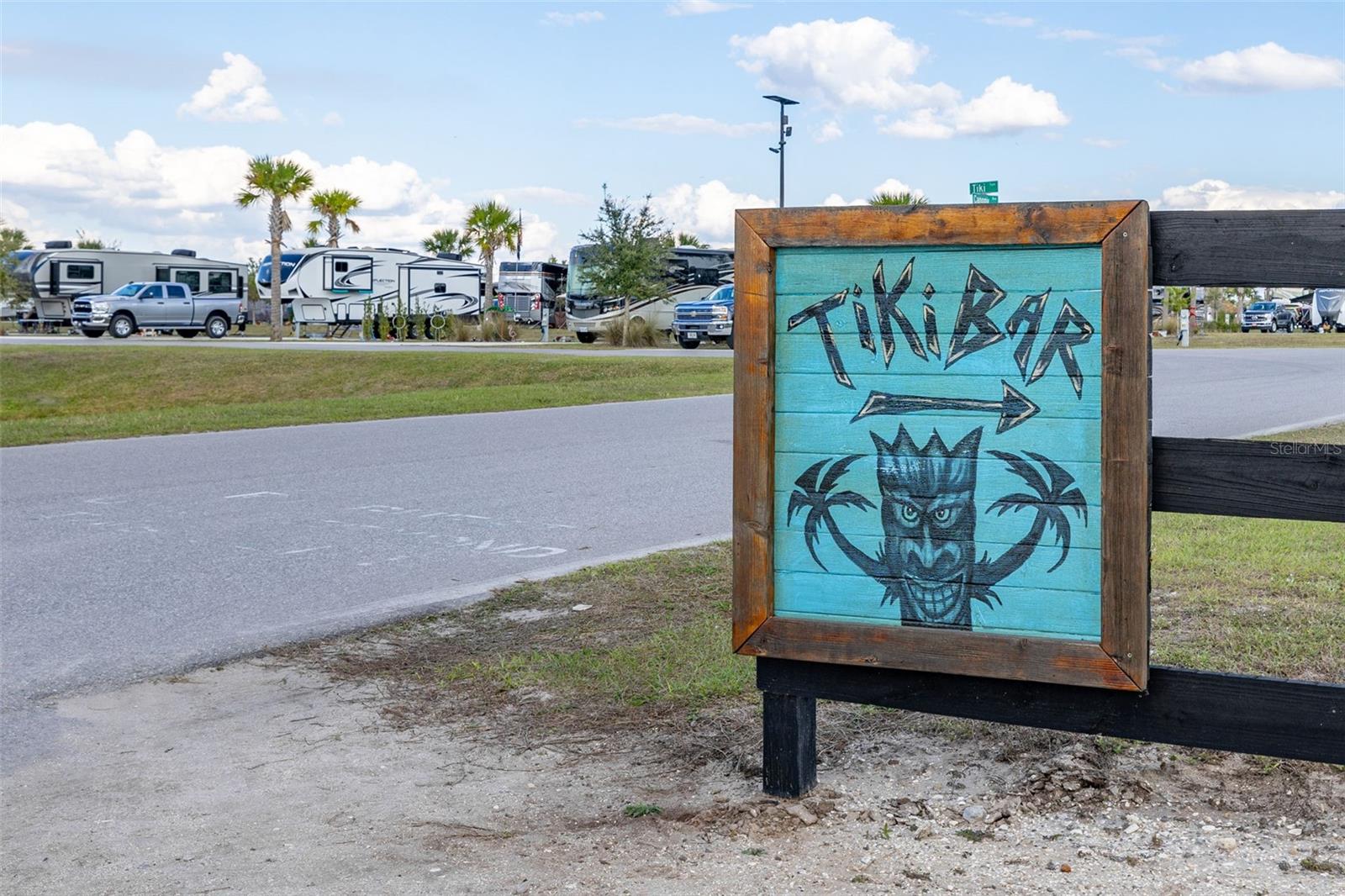 325 TIKI TURN (HWY 630) E, LAKE WALES, FL, 33898