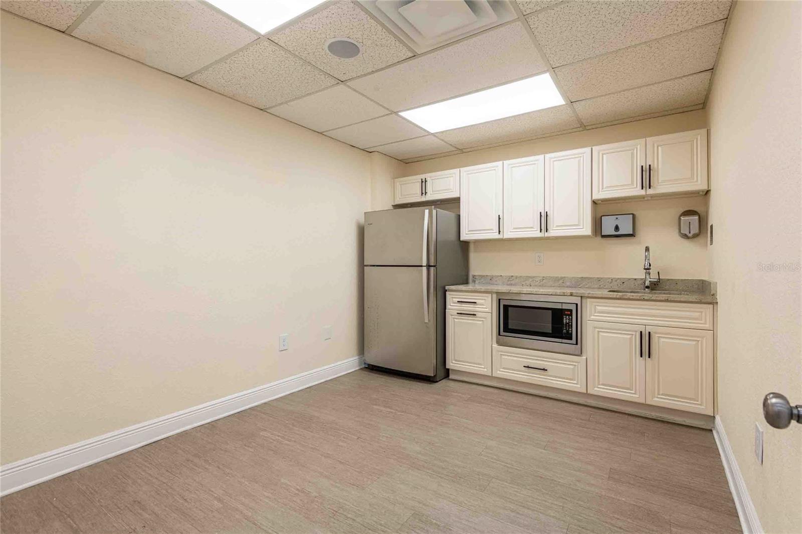 4109 N ARMENIA, TAMPA, FL, 33607