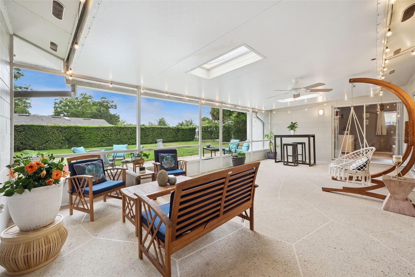 425 VANDERGRIFT DR, OCOEE, FL, 34761